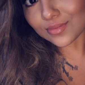 Meet your Posher, Marie